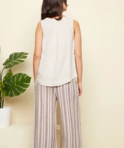 Charlie B Charlie Sleeveless Blouse With Side Buttons - Natural Apparel
