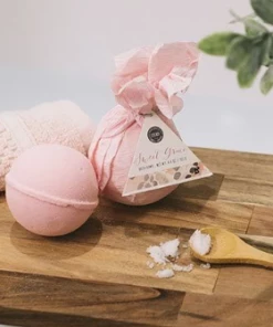 Bridgewater Candle Company Sweet Grace Bath Bomb