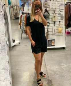 Thread & Supply Apparel Helalia Shorts - Black