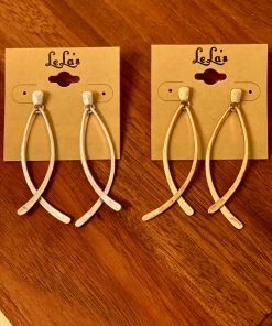 LeLa's Boutique Silver Swoop Earrings